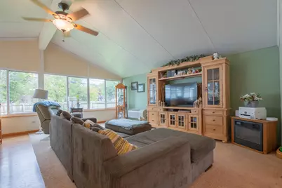 114 E Manor Drive, Griffith, IN 46319 - Photo 24