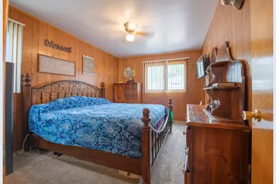 114 E Manor Drive, Griffith, IN 46319 - Photo 14