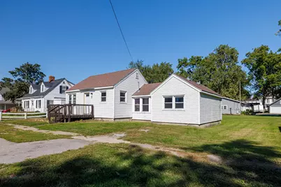 124 W School Street, Wolcott, IN 47995 - Photo 6