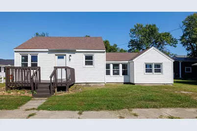 124 W School Street, Wolcott, IN 47995 - Photo 2