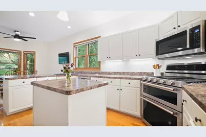 5011 Waters Edge Drive, Valparaiso, IN 46383 - Photo 6