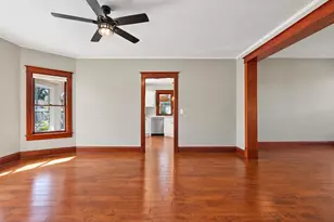 744 S 2nd St, Chesterton, IN 46304 - Photo 16