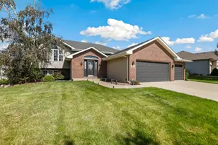 7910 W 92nd Ave, Crown Point, IN 46307 - Photo 2
