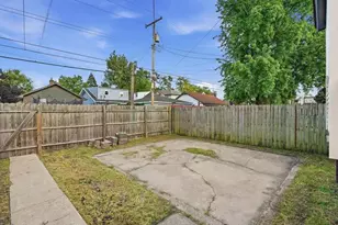1537 Myrtle Ave, Whiting, IN 46394 - Photo 16