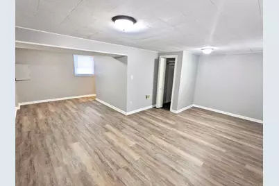 934 N Oakwood Avenue, Griffith, IN 46319 - Photo 6