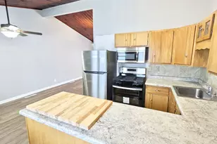 934 N Oakwood Ave, Griffith, IN 46319 - Photo 2