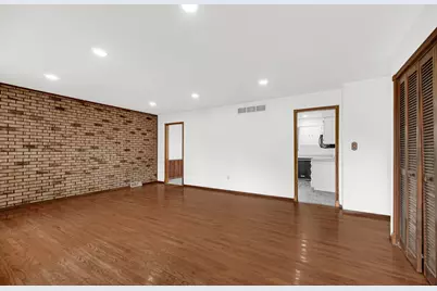 2060 Jackson Street, Portage, IN 46368 - Photo 4