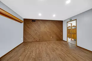 2060 Jackson St, Portage, IN 46368 - Photo 18