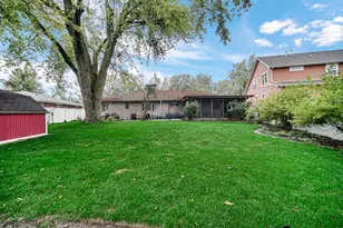 1856 S River Dr, Munster, IN 46321 - Photo 34