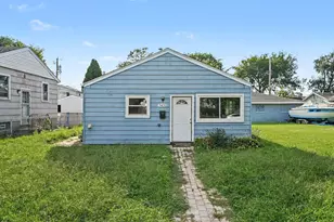 7432 Beech Ave, Hammond, IN 46324 - Photo 1