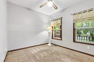 1168 Capitol Dr, Hobart, IN 46342 - Photo 8
