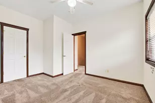 1168 Capitol Dr, Hobart, IN 46342 - Photo 34