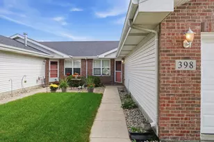 398 Golden Oak Dr, Crown Point, IN 46307 - Photo 2
