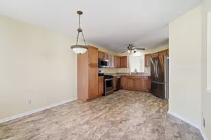 398 Golden Oak Dr, Crown Point, IN 46307 - Photo 6