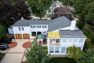 601 Washington St, Valparaiso, IN 46383 - Photo 2