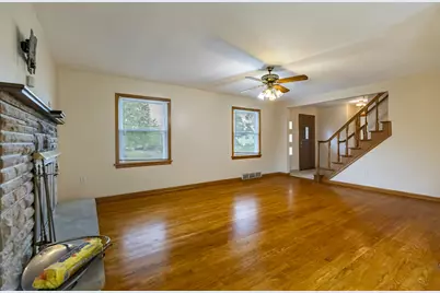 8336 Schreiber Drive, Munster, IN 46321 - Photo 10