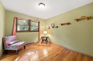 747 Waverly Rd, La Porte, IN 46350 - Photo 16