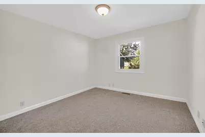 6414 W 131st Avenue, Cedar Lake, IN 46303 - Photo 16