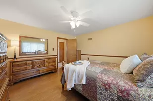 818 N Ernest St, Griffith, IN 46319 - Photo 10