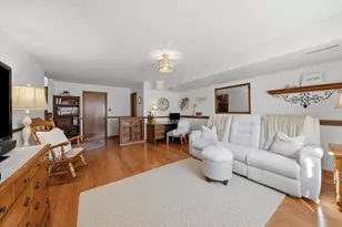 818 N Ernest St, Griffith, IN 46319 - Photo 14