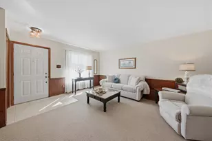 818 N Ernest St, Griffith, IN 46319 - Photo 6