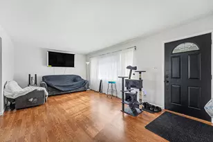 4219 Walsh Ave, East Chicago, IN 46312 - Photo 6