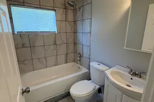 1208 E Greene Pl, Gary, IN 46403 - Photo 8