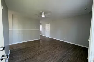 1208 E Greene Pl, Gary, IN 46403 - Photo 2