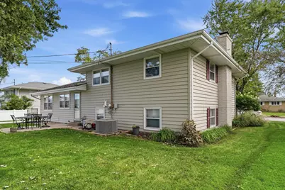 8504 Forest Avenue, Munster, IN 46321 - Photo 22