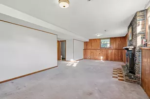 8504 Forest Ave, Munster, IN 46321 - Photo 18