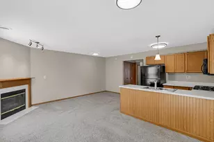 967 Misty Glen Dr, Valparaiso, IN 46385 - Photo 8