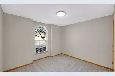 967 Misty Glen Drive, Valparaiso, IN 46385 - Photo 12
