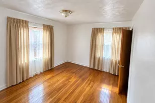 231 McKinley St, Gary, IN 46404 - Photo 4
