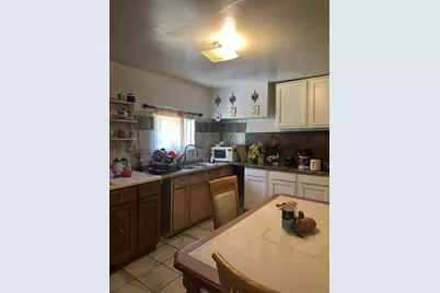 3351 E 27th Avenue, Lake Station, IN 46405 - Photo 4