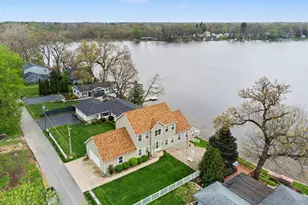 107 Lakeview Dr, Walkerton, IN 46574 - Photo 4