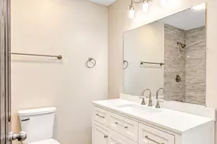 952 Hanover Ln, Dyer, IN 46311 - Photo 16