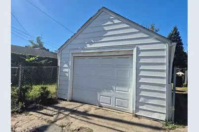 561 W Taft Street, Gary, IN 46404 - Photo 24