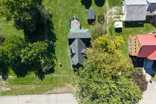 104 E 5th St, Earl Park, IN 47942 - Photo 16