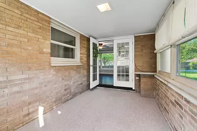 9181 W Springhill Drive, Saint John, IN 46373 - Photo 8