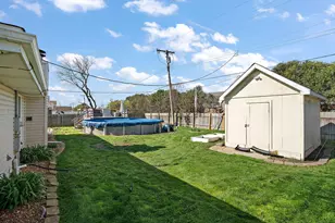 9542 Roosevelt Pl, Crown Point, IN 46307 - Photo 22
