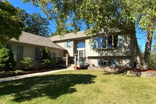 13310 Robin Dr, Cedar Lake, IN 46303 - Photo 2