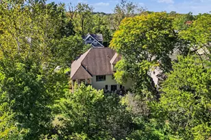 65 Braemar Dr, Valparaiso, IN 46385 - Photo 2