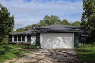 9374 Roosevelt St, Crown Point, IN 46307 - Photo 24