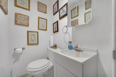 8231 Hickory Avenue, Gary, IN 46403 - Photo 12