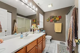 1638 Dogwood Dr, Crown Point, IN 46307 - Photo 10