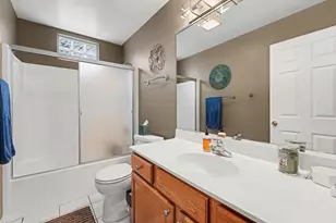 1638 Dogwood Dr, Crown Point, IN 46307 - Photo 12