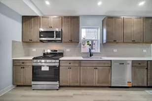4747 Cedar Ave, Hammond, IN 46327 - Photo 6