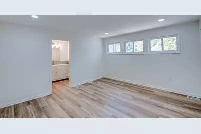 951 Wright Street, Gary, IN 46404 - Photo 26
