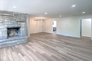 951 Wright St, Gary, IN 46404 - Photo 12