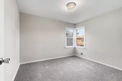 7603 Oakdale Avenue, Hammond, IN 46324 - Photo 8